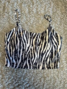Zebra-Print Cropped Camisole Tank Top - Black & White